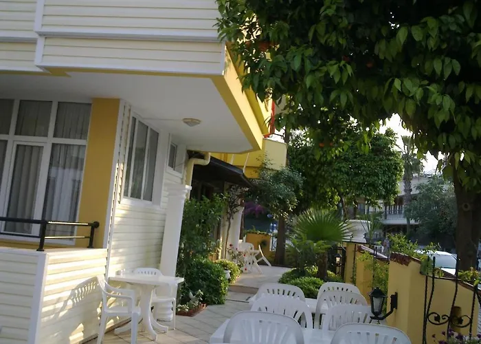 Hotell Golden Rock