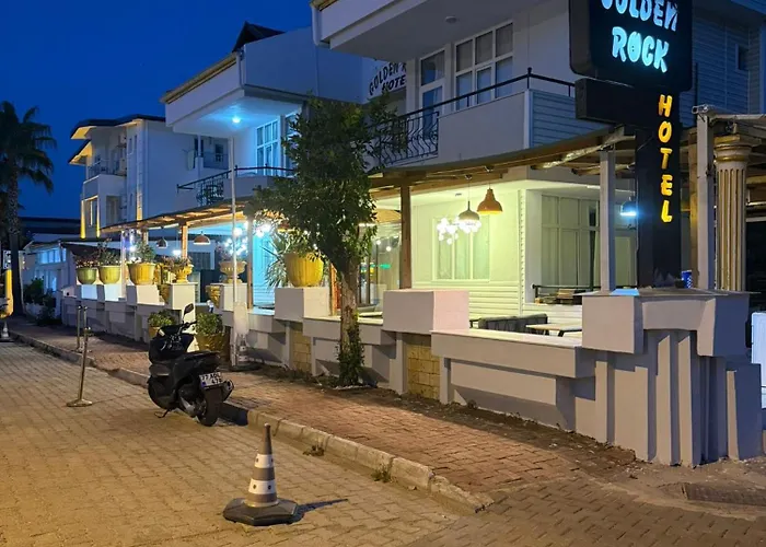 Hotell Golden Rock *