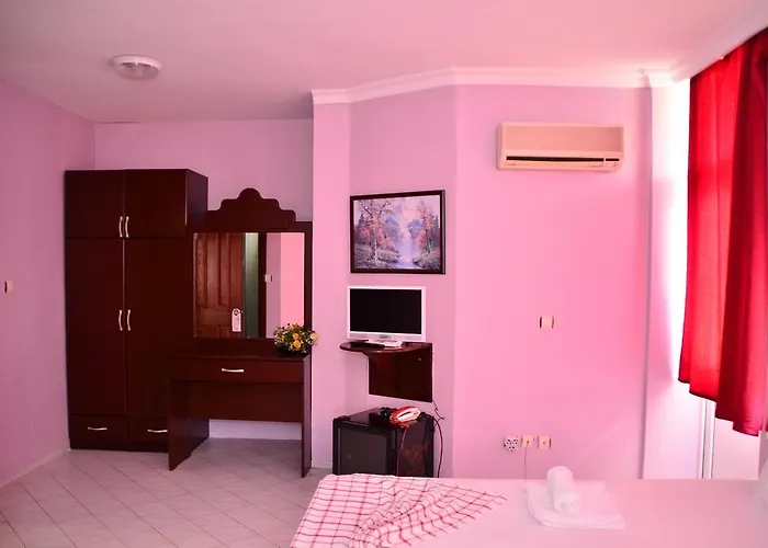 Hotell Golden Rock