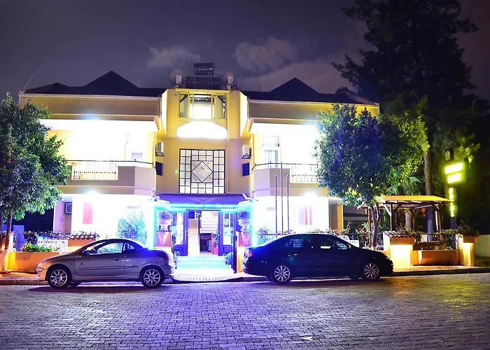 Hotell Golden Rock
